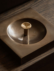 TERRACE collection in brass by BRANDT Copenhagen. A hardware collection in collab with Norm architects consisting of knobs, T-bars and pull bars.