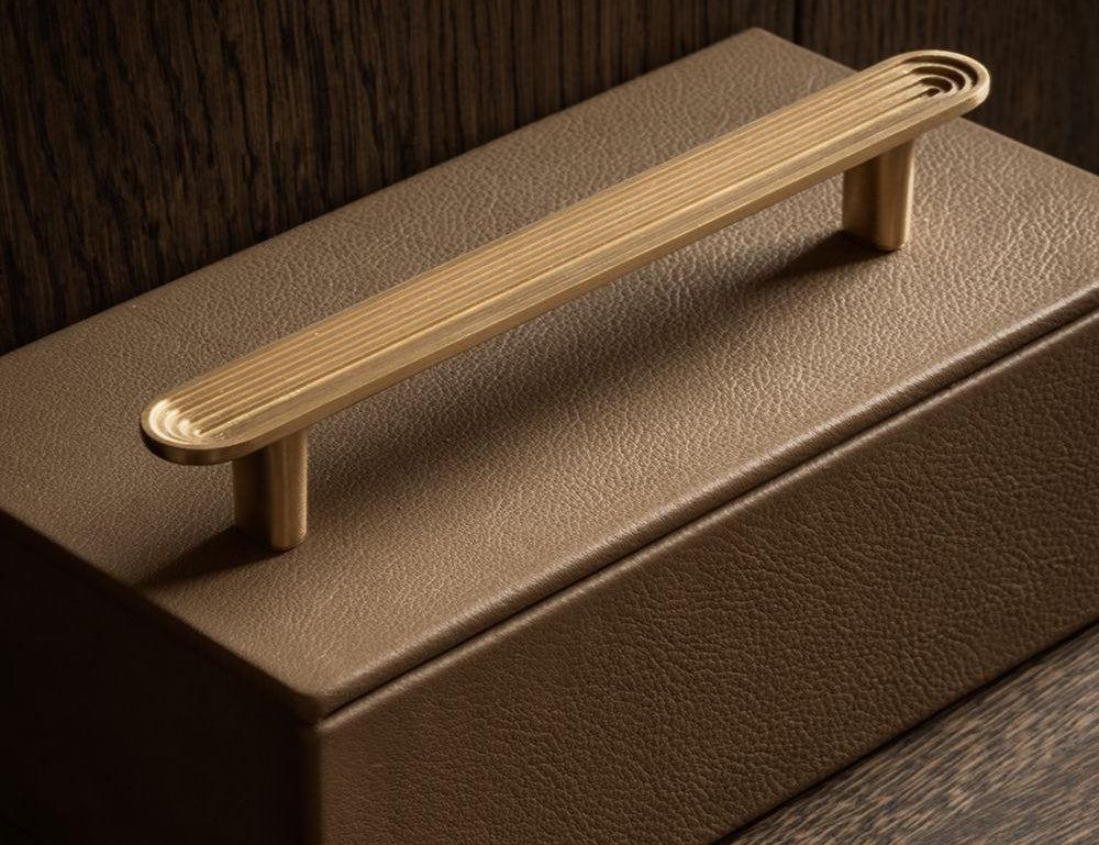 TERRACE collection in brass by BRANDT Copenhagen. A hardware collection in collab with Norm architects consisting of knobs, T-bars and pull bars.
