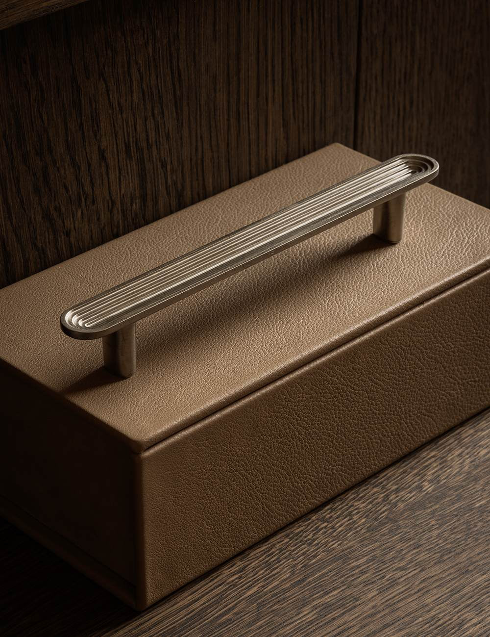 TERRACE pull bar 170 mm in Satin Nickel by BRANDT Copenhagen. A hardware collection in collab with Norm architects consisting of knobs, T-bars and pull bars.