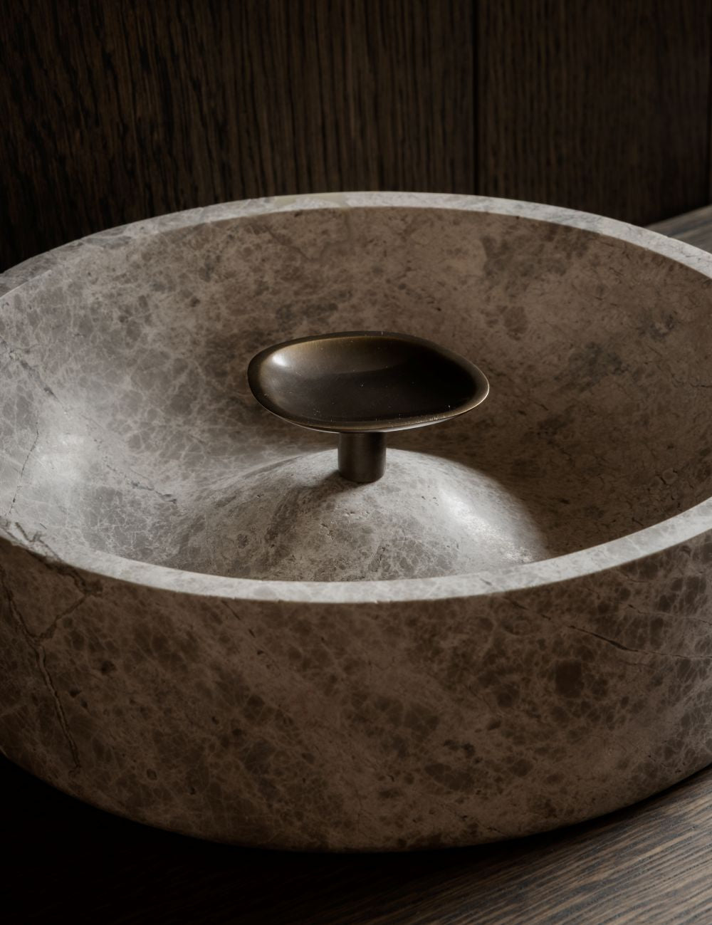 VALE hook and knob in Burnished Brass Patina. VALE is part of our organic shaped hardware. Designed by Julie Brandt for BRANDT Copenhagen.