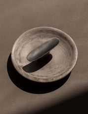 LEAF T-bar 65 mm in gunmetal black by BRANDT Collective and Norm architects. Kitchen handle in solid brass - ideal for kitchen drawers and cupboard fronts.