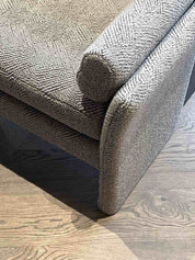 BLOOM bench (Archive PICK-UP)