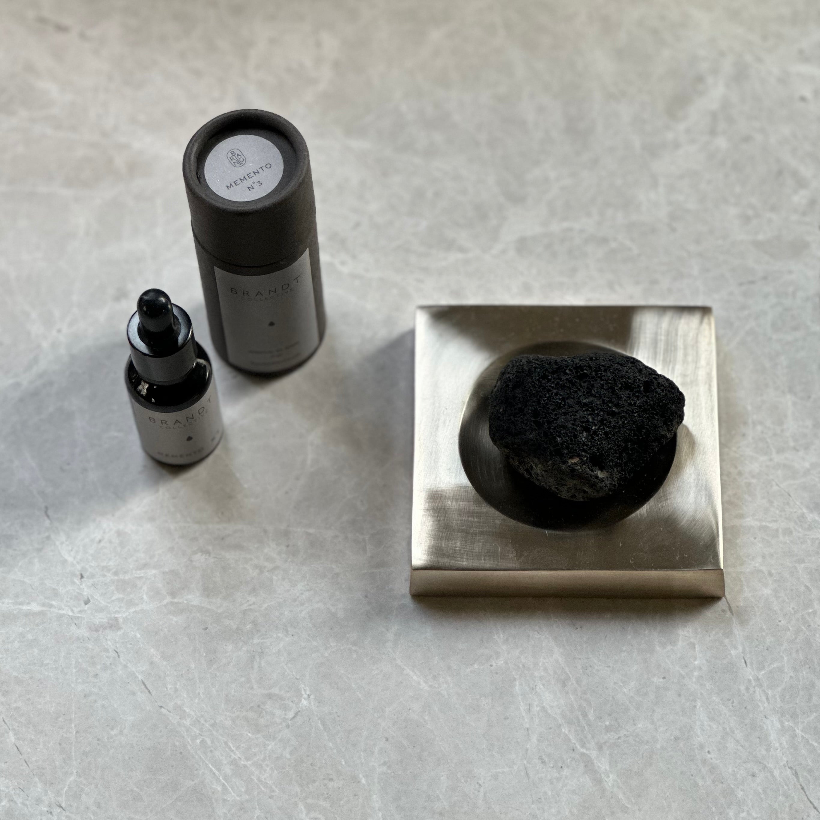 PLATEAU tray in Satin Brass by BRANDT Copenhagen