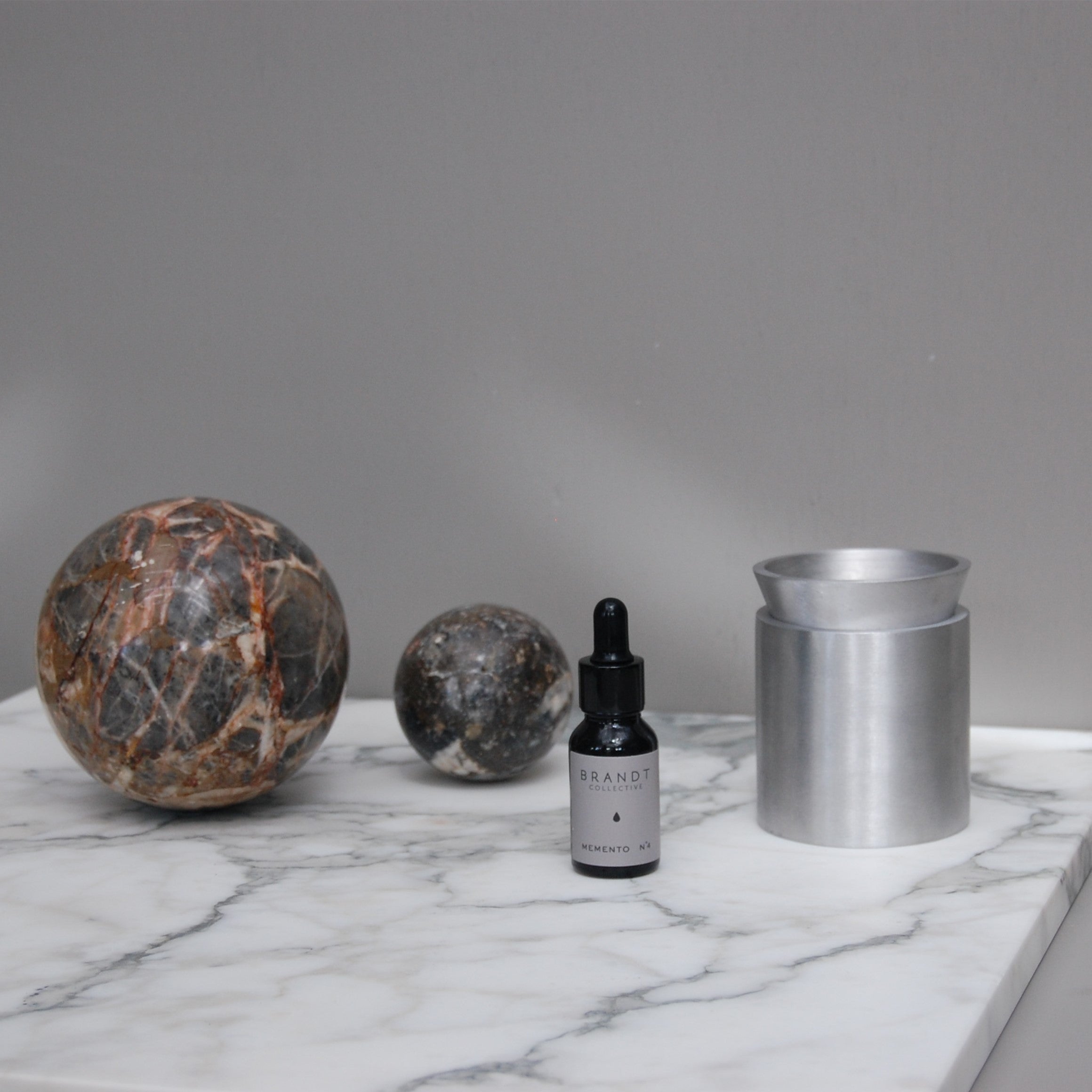 BRANDT Collective SENSE oil burner in satin aluminium
